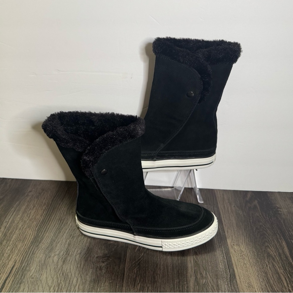Converse All-Star Chuck Taylor Beverly Women’s Gray Suede Mid Calf Boots Size 6